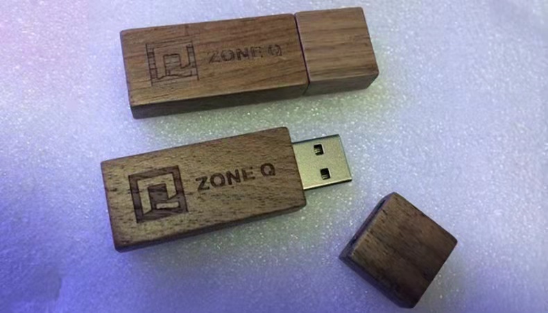 Wooden usb stick
